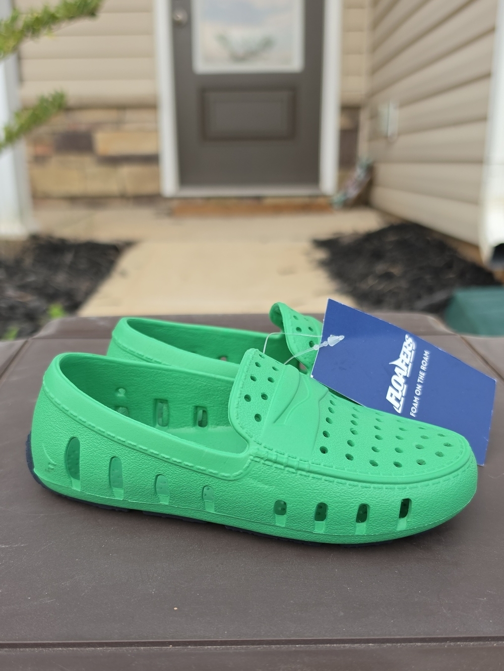 Floafers Children's Size C9 Prodigy 4 Green Grass/Indigo Waterproof Loafer